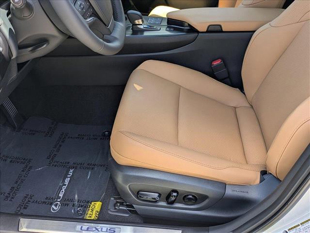 new 2025 Lexus UX 300h car, priced at $43,108