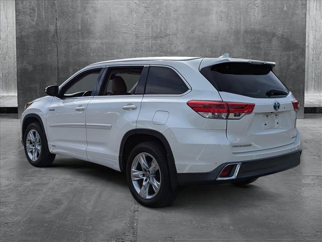 used 2018 Toyota Highlander Hybrid car, priced at $27,793