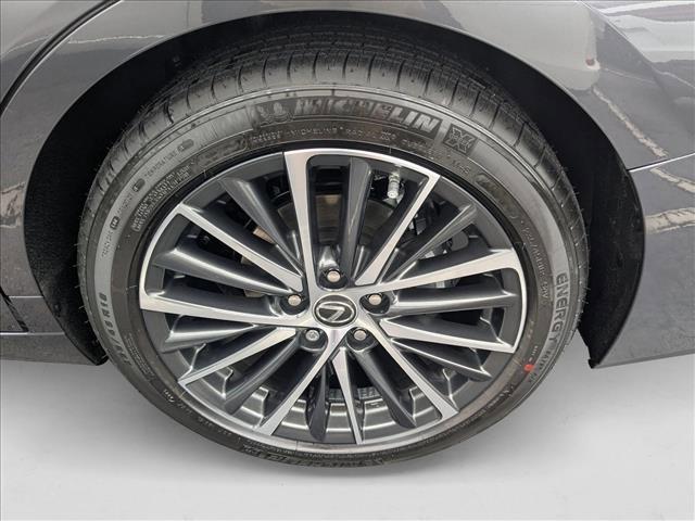 new 2025 Lexus ES 350 car, priced at $48,009