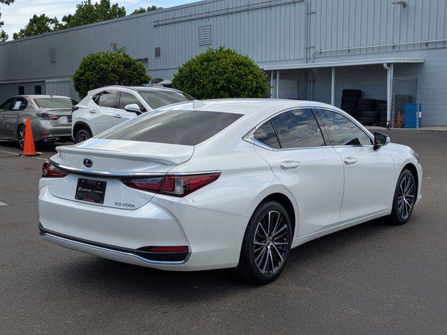 new 2025 Lexus ES 300h car, priced at $48,249