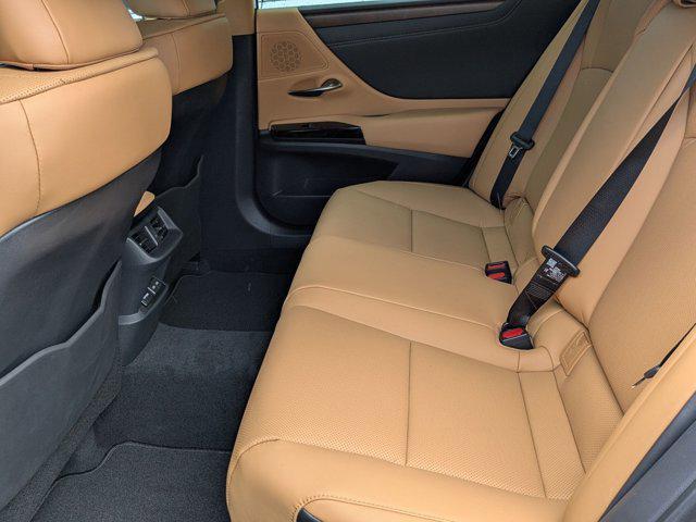 new 2025 Lexus ES 350 car, priced at $45,355