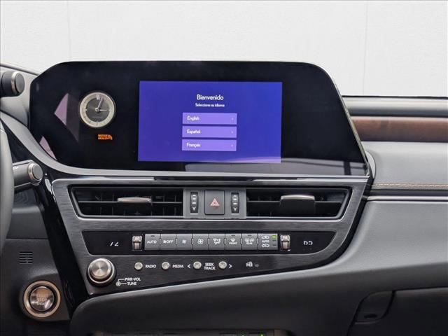new 2025 Lexus ES 350 car, priced at $46,053