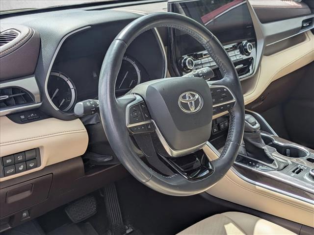 used 2020 Toyota Highlander car, priced at $33,795