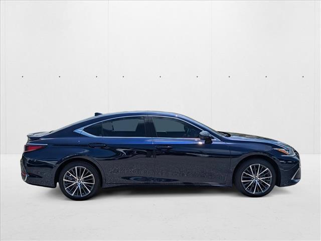 used 2025 Lexus ES 300h car, priced at $45,998