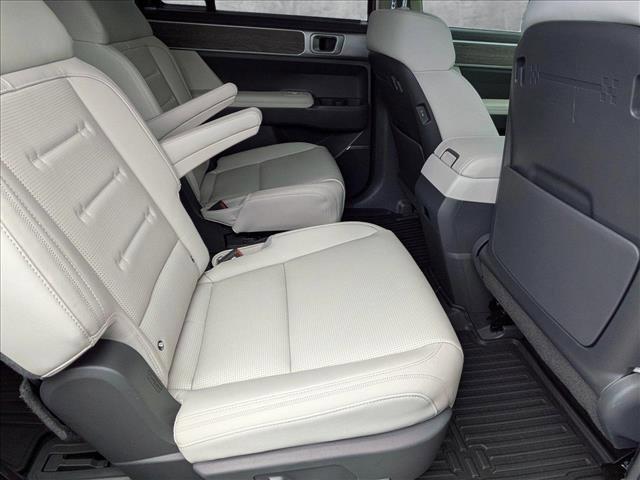 used 2025 Hyundai SANTA FE HEV car, priced at $41,997