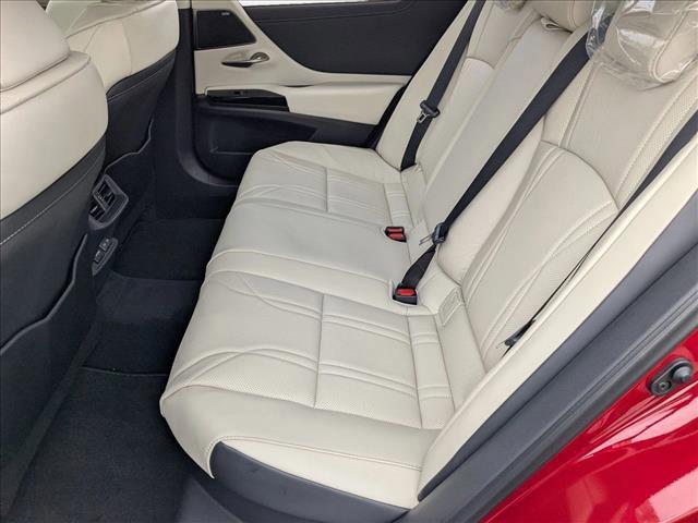 new 2025 Lexus ES 300h car, priced at $57,134