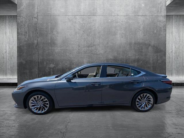 new 2025 Lexus ES 300h car, priced at $51,801