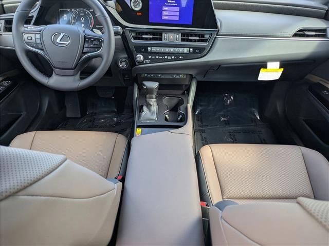 new 2025 Lexus ES 350 car, priced at $46,317