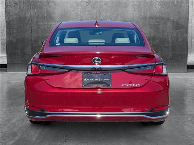 new 2025 Lexus ES 300h car, priced at $48,387