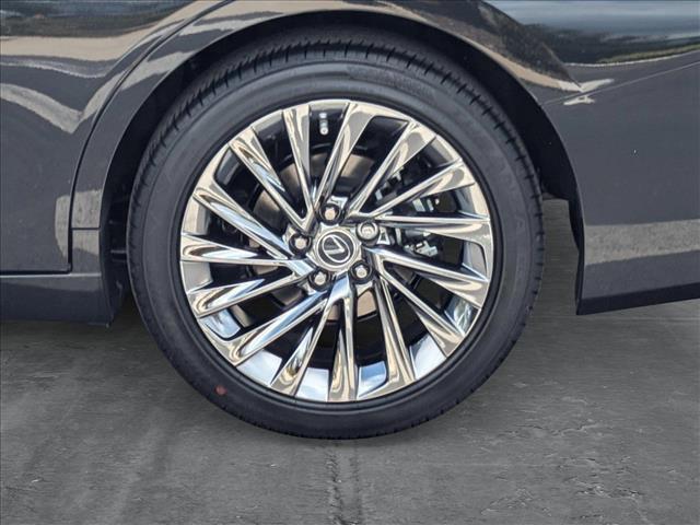 new 2025 Lexus ES 300h car, priced at $51,539