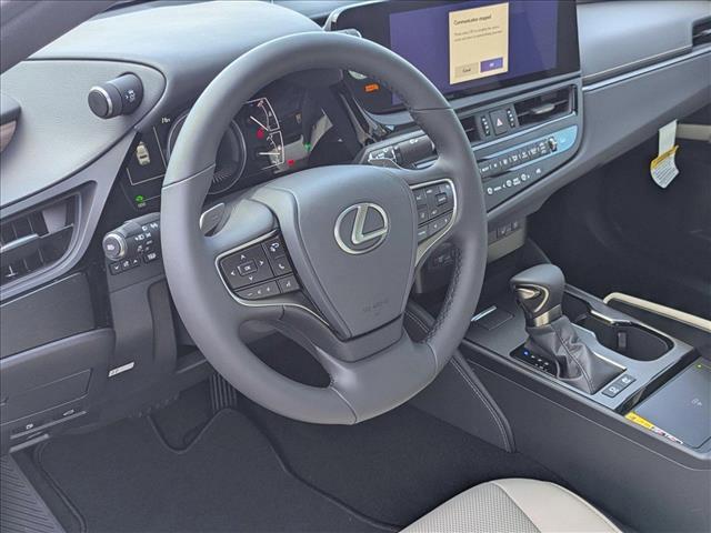 new 2025 Lexus ES 300h car, priced at $51,139