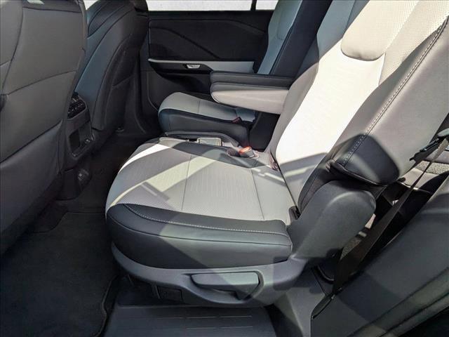new 2026 Lexus TX 500h car, priced at $75,557