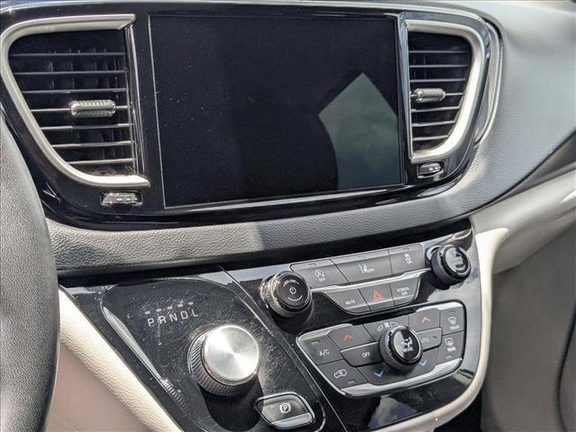 used 2022 Chrysler Pacifica car, priced at $18,790