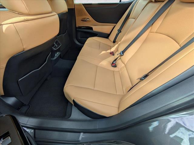 new 2025 Lexus ES 350 car, priced at $45,855