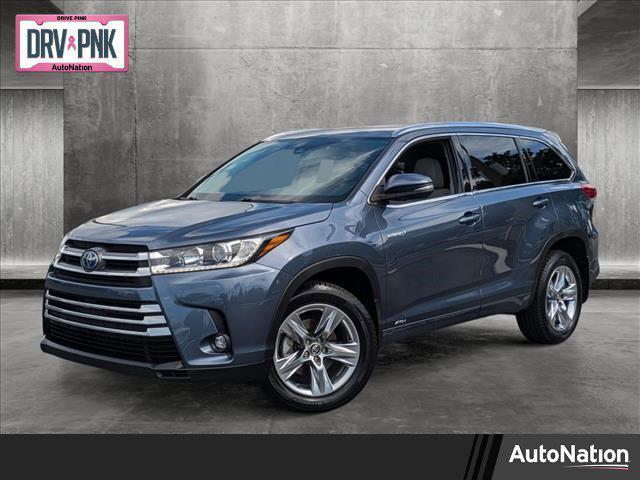 used 2019 Toyota Highlander Hybrid car, priced at $28,775