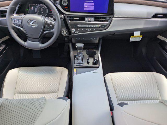 new 2025 Lexus ES 300h car, priced at $47,817
