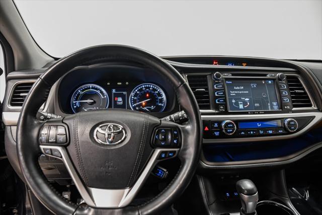 used 2017 Toyota Highlander Hybrid car, priced at $26,446