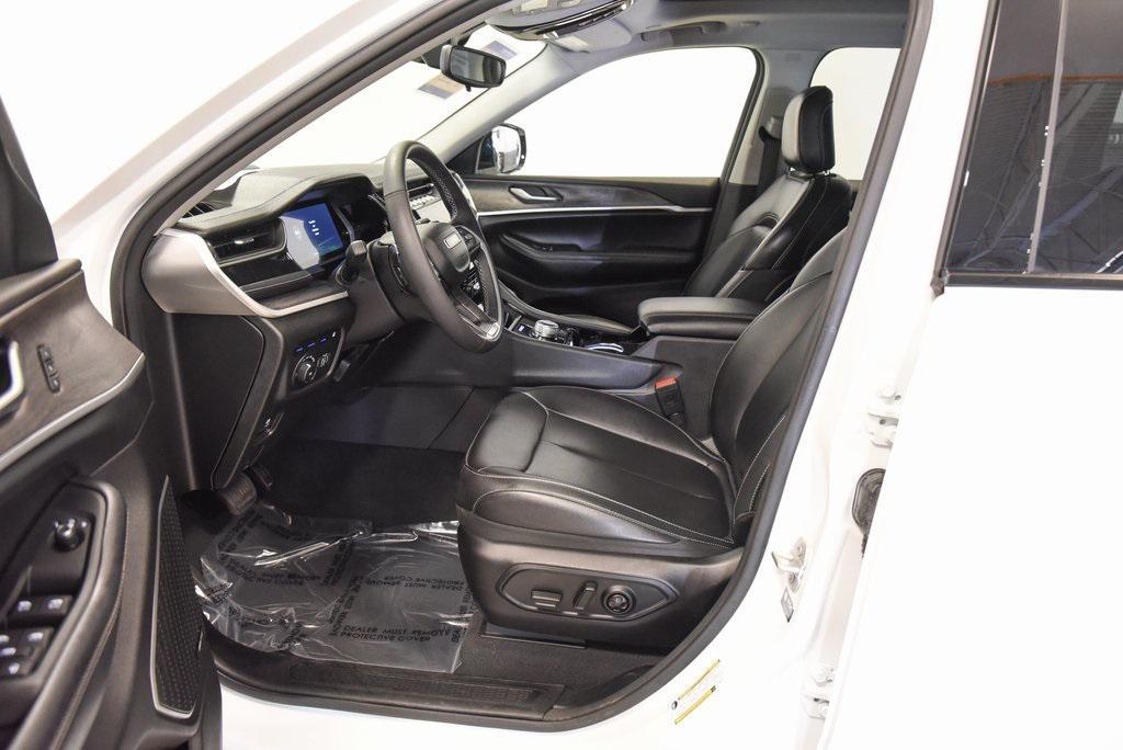 used 2023 Jeep Grand Cherokee 4xe car, priced at $27,290