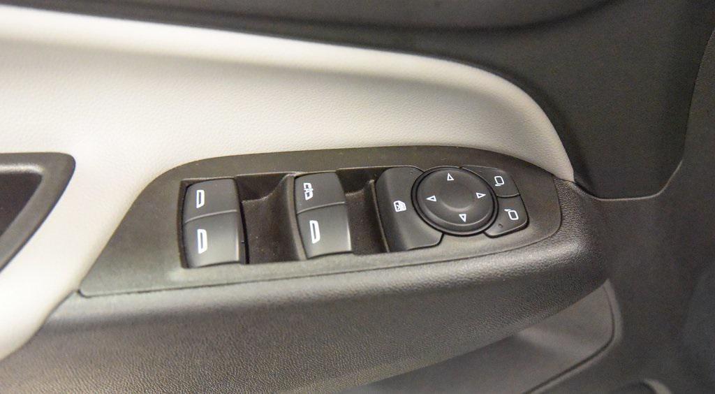 used 2024 Chevrolet Equinox car, priced at $22,380