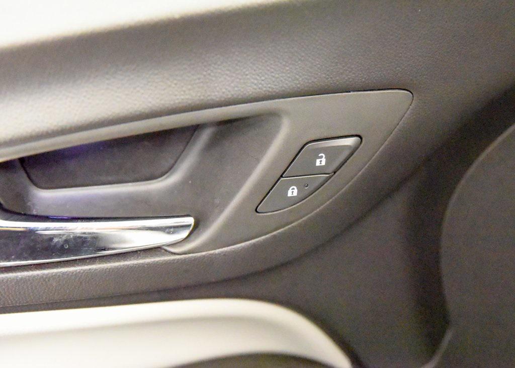 used 2024 Chevrolet Equinox car, priced at $22,380