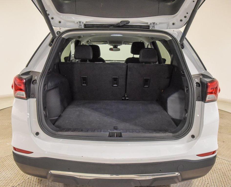 used 2024 Chevrolet Equinox car, priced at $22,380