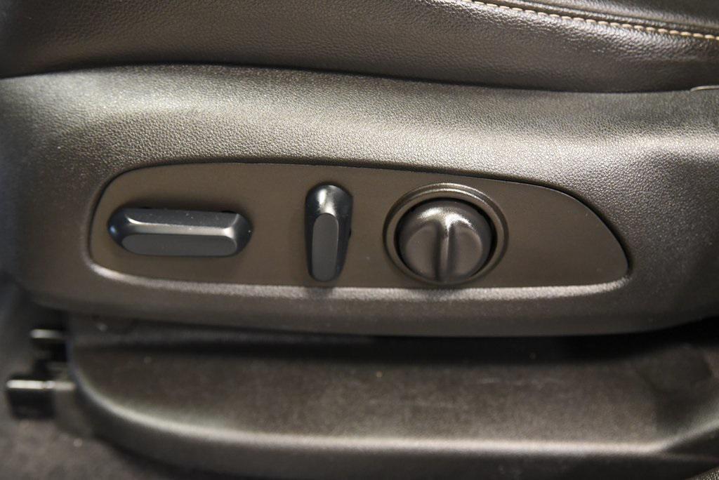 used 2023 GMC Acadia car, priced at $26,730