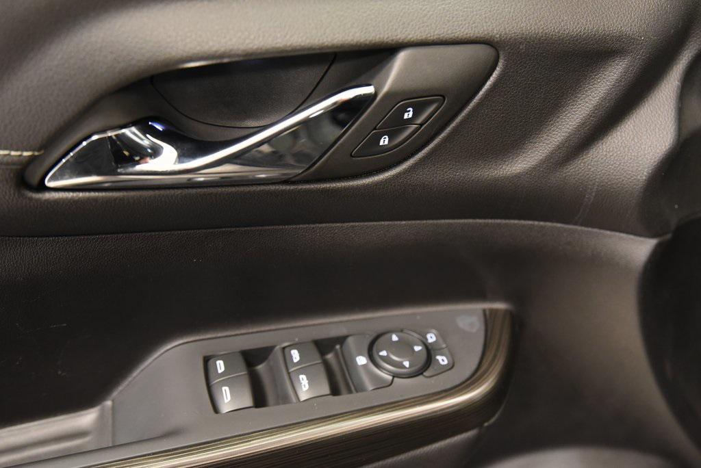 used 2023 GMC Acadia car, priced at $26,730