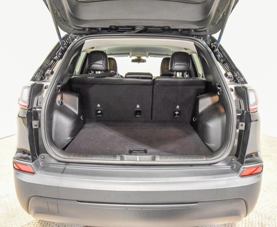 used 2019 Jeep Cherokee car, priced at $17,500