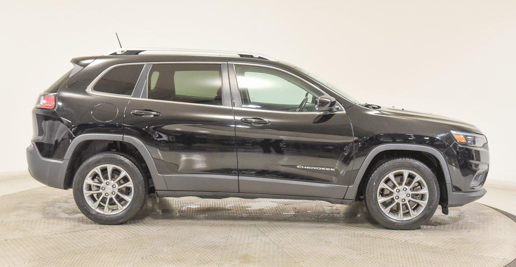 used 2019 Jeep Cherokee car, priced at $17,500