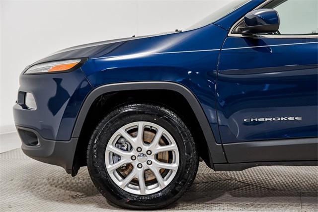 used 2018 Jeep Cherokee car, priced at $19,595