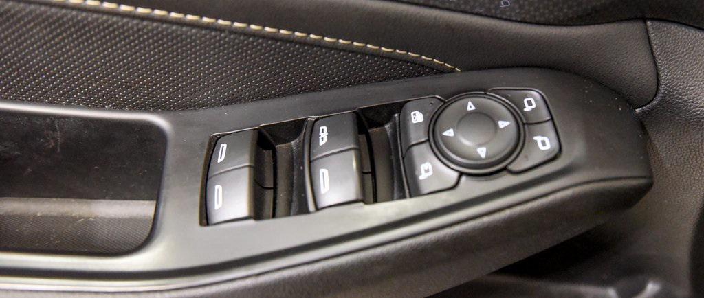 used 2023 Chevrolet Traverse car, priced at $34,499