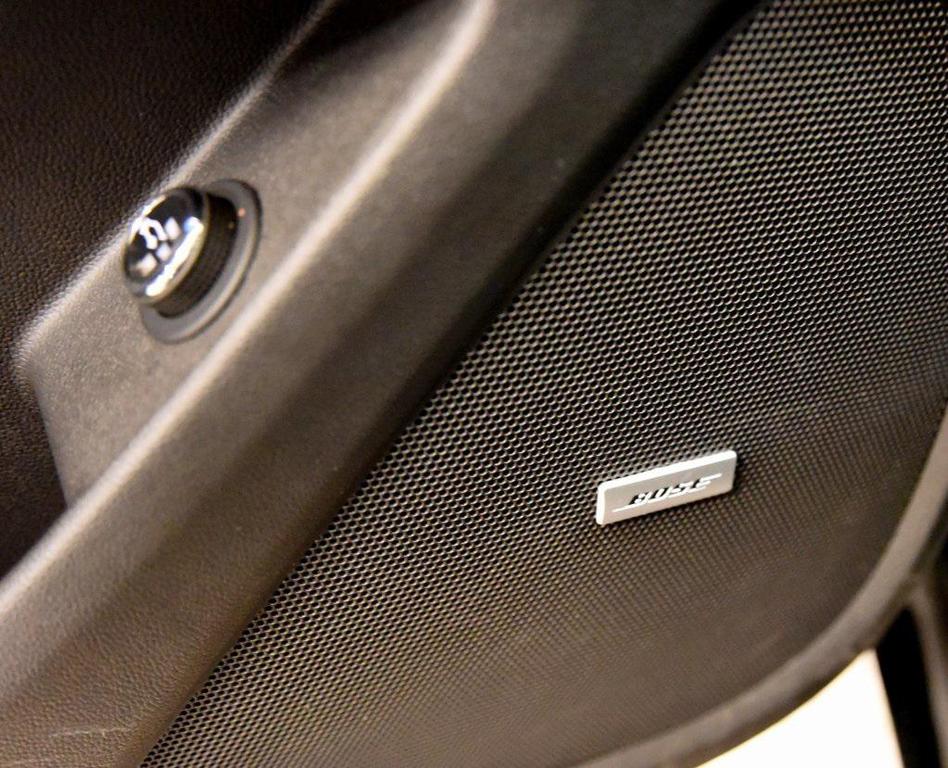 used 2023 Chevrolet Traverse car, priced at $34,499