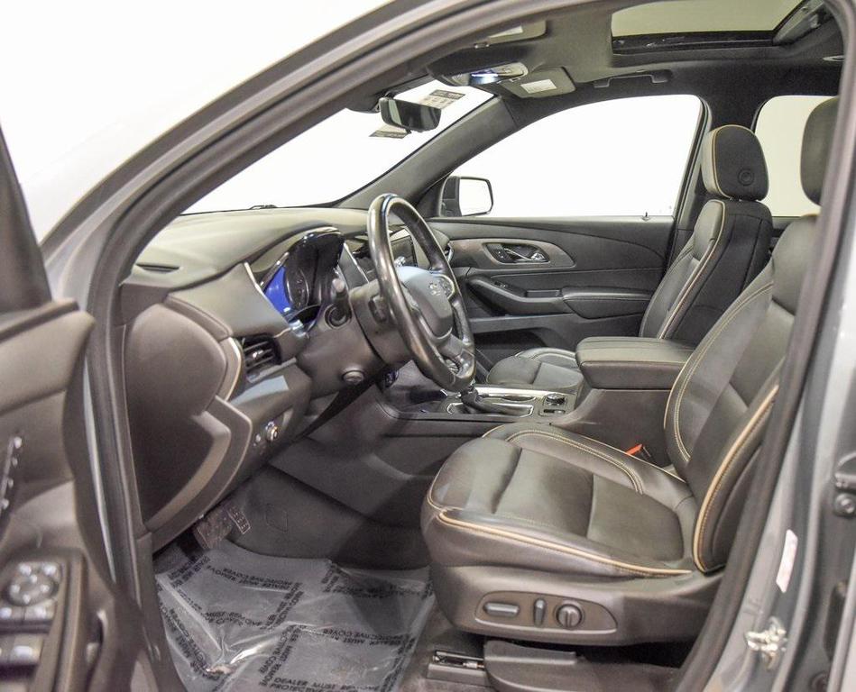 used 2023 Chevrolet Traverse car, priced at $34,499