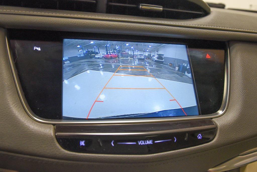 used 2017 Cadillac XT5 car, priced at $15,500