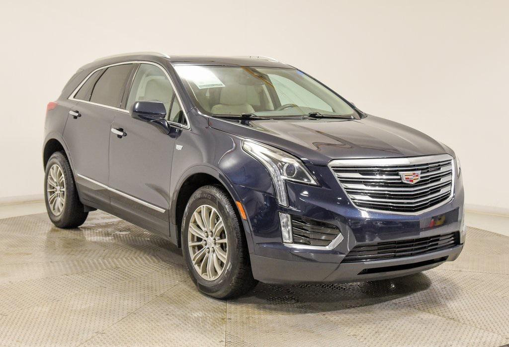 used 2017 Cadillac XT5 car, priced at $15,500