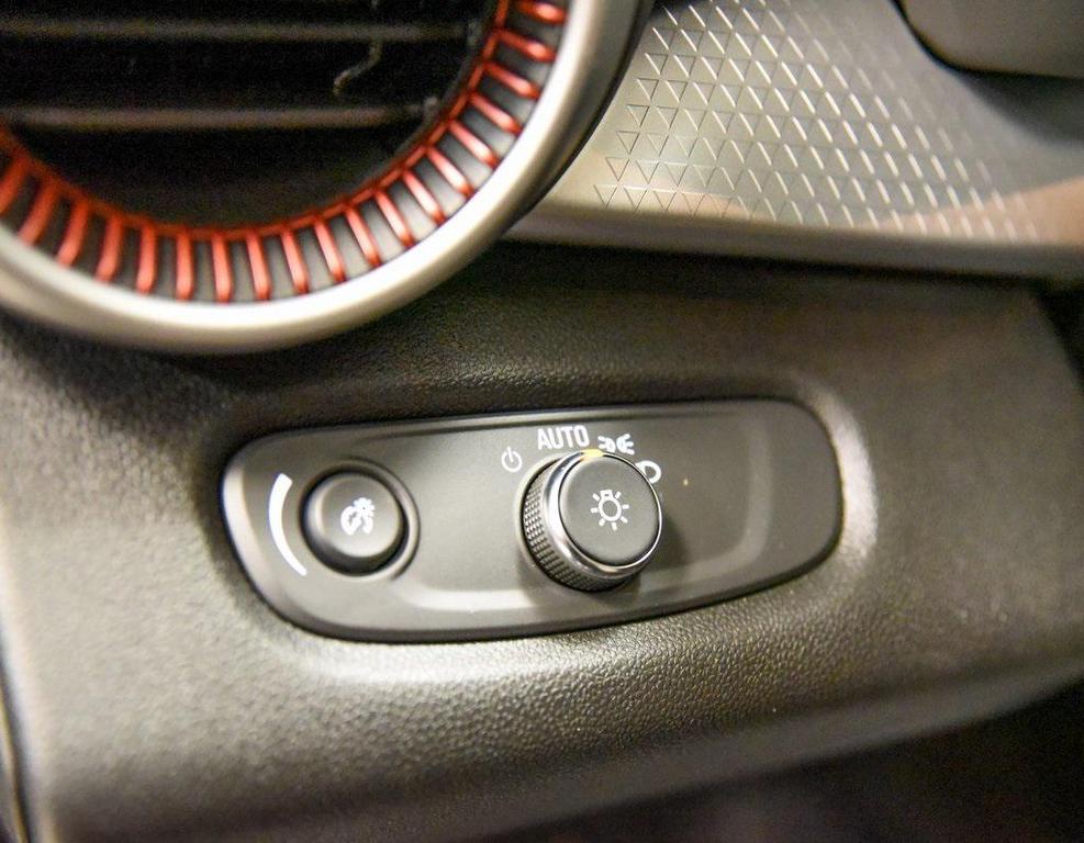 used 2025 Chevrolet Trax car, priced at $21,965