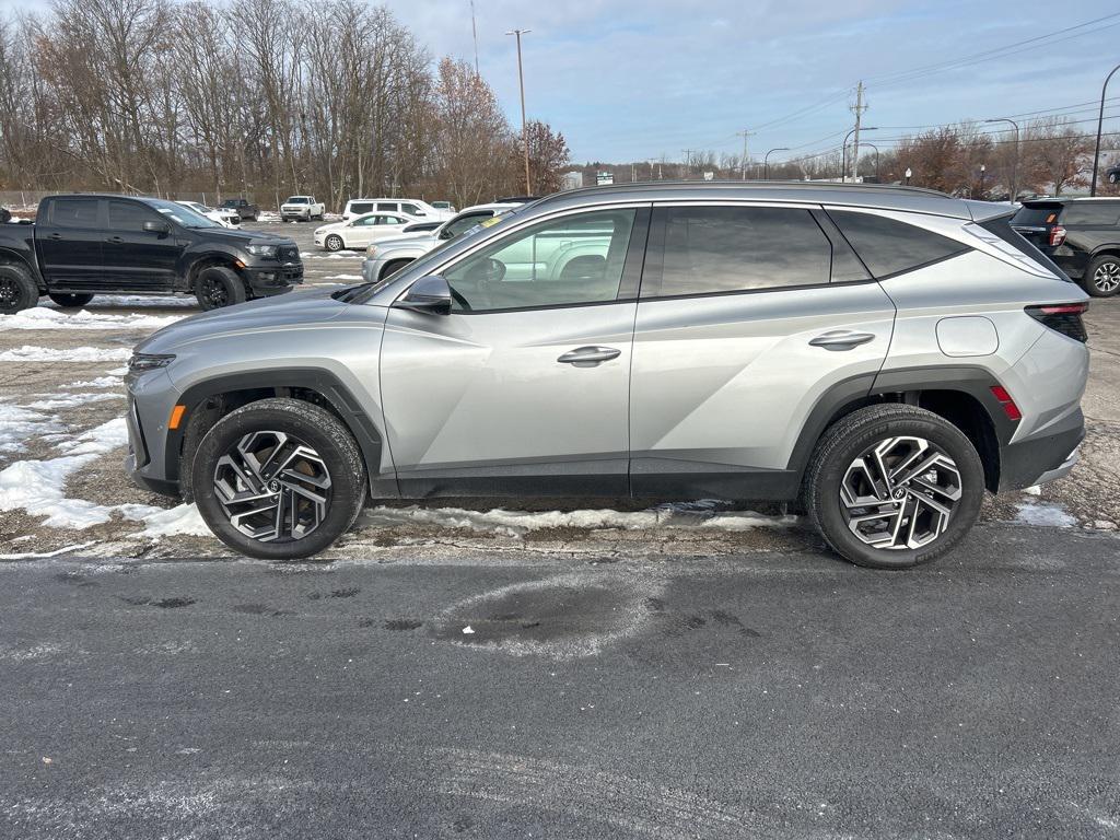 used 2025 Hyundai TUCSON Hybrid car, priced at $35,495