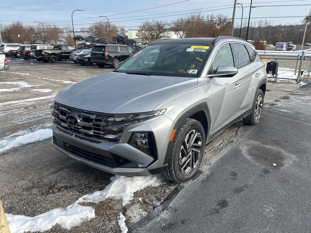 used 2025 Hyundai TUCSON Hybrid car, priced at $35,495