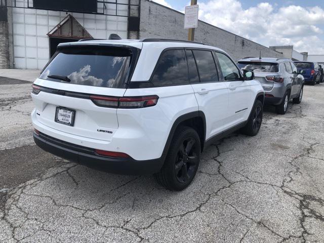used 2024 Jeep Grand Cherokee car, priced at $40,595