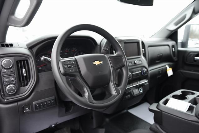 new 2025 Chevrolet Silverado 3500 car, priced at $68,063