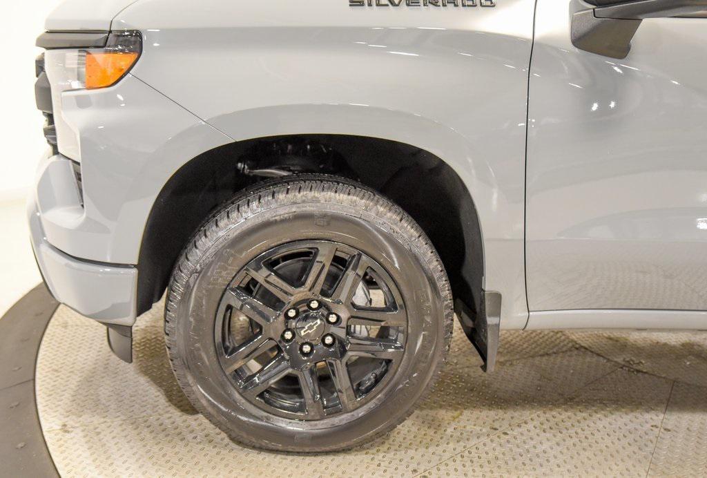 used 2025 Chevrolet Silverado 1500 car, priced at $38,599