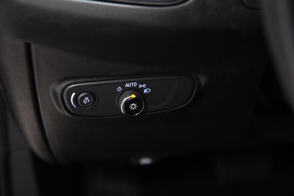 used 2018 Chevrolet Equinox car, priced at $19,500