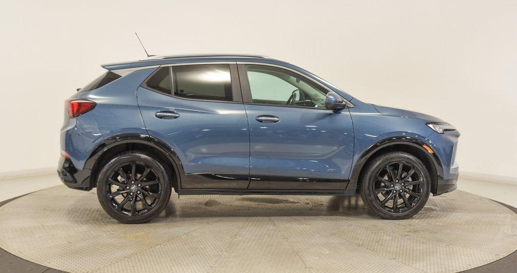 used 2025 Buick Encore GX car, priced at $25,500