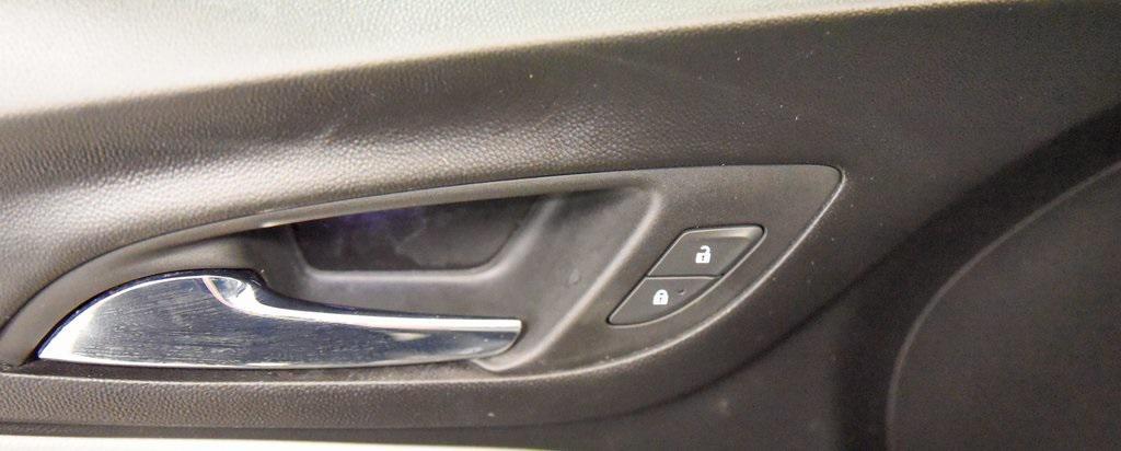 used 2019 Chevrolet Equinox car, priced at $15,695