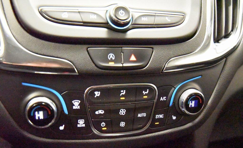 used 2022 Chevrolet Equinox car, priced at $18,290