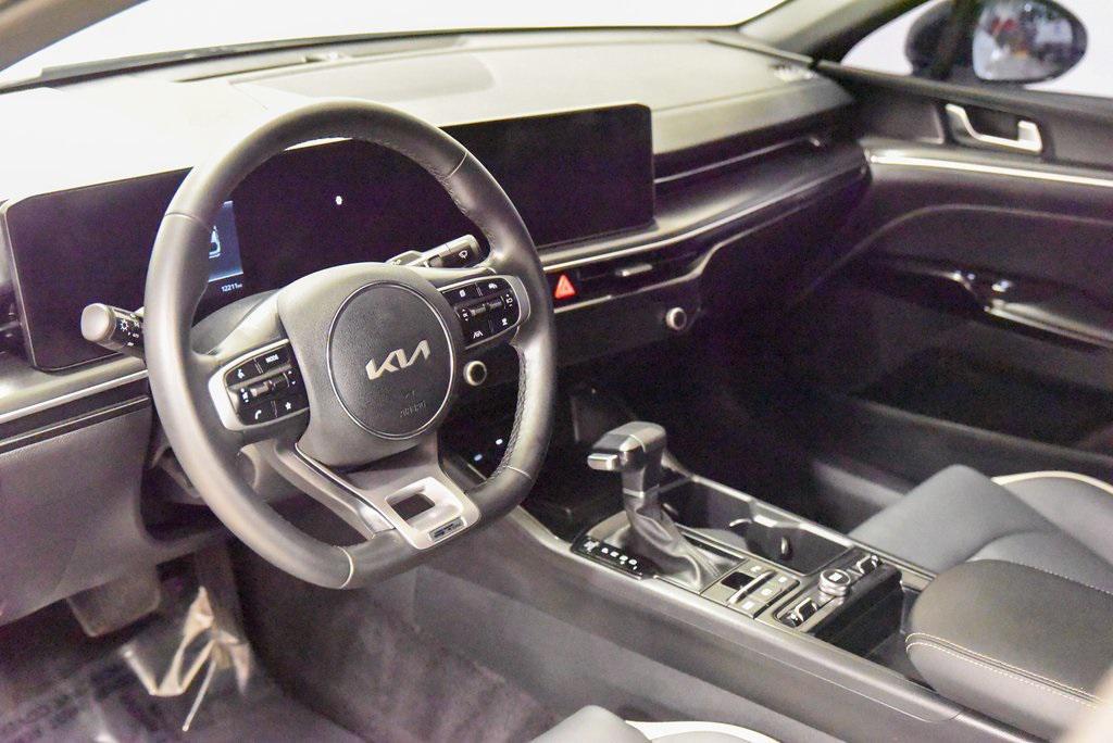 used 2025 Kia K5 car, priced at $28,000