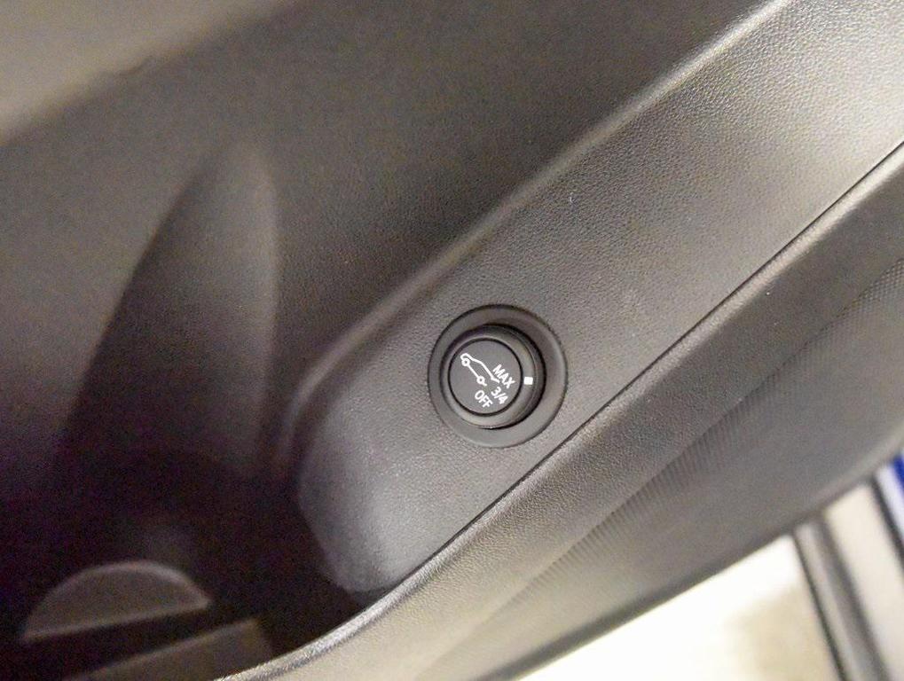 used 2023 Chevrolet Equinox car, priced at $21,995