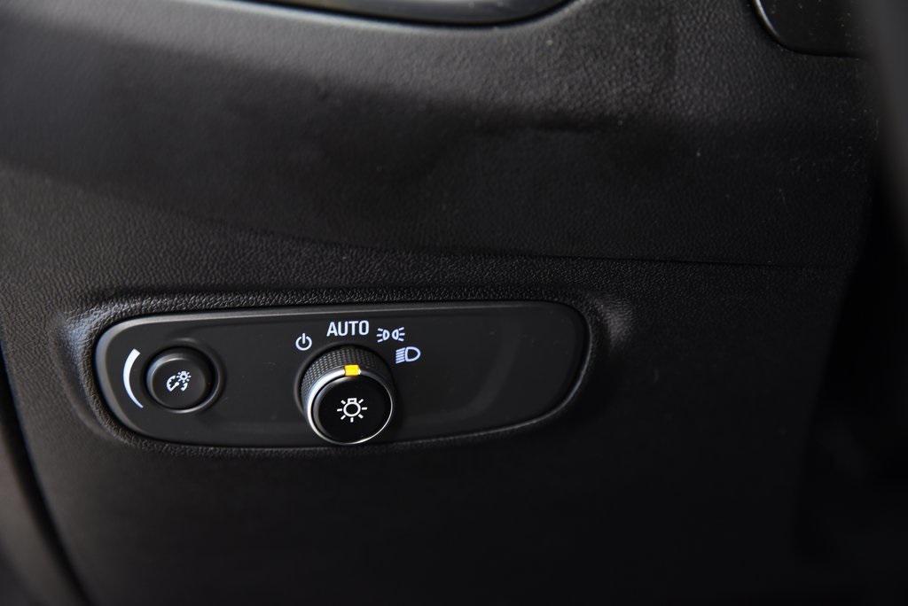 used 2018 Chevrolet Equinox car, priced at $13,860