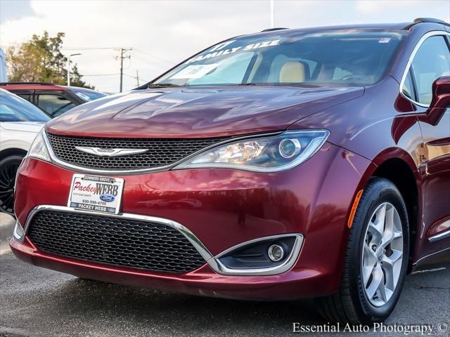 used 2017 Chrysler Pacifica car, priced at $19,500