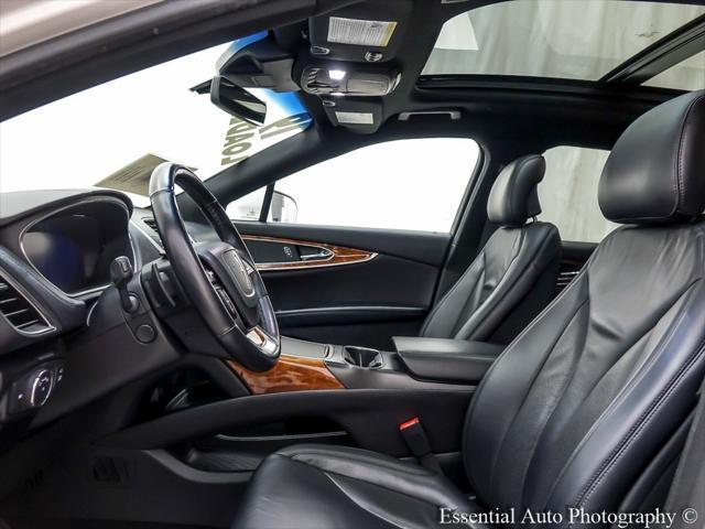 used 2019 Lincoln Nautilus car, priced at $31,435